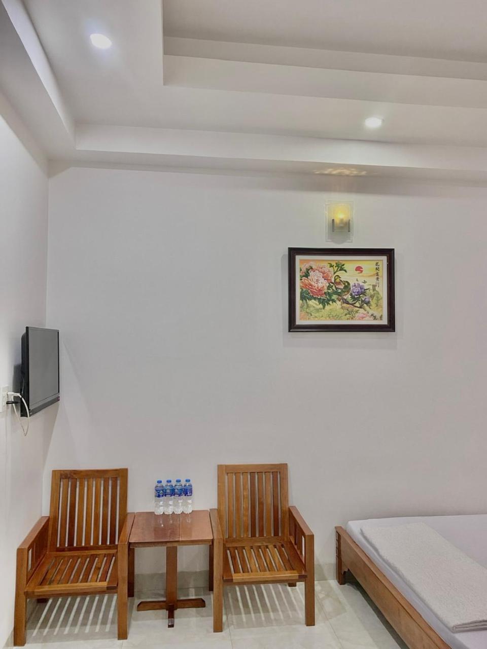 Ha Tien Hanh Phuc Hotel Exterior photo